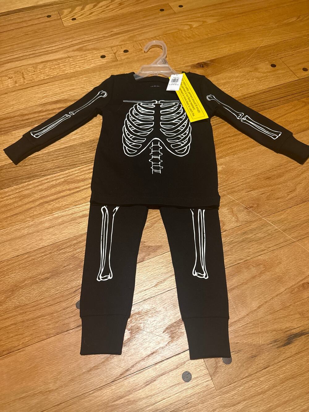 NEW Old Navy Baby Skeleton Pajamas 18-24M Halloween Costume Black PJs NWT